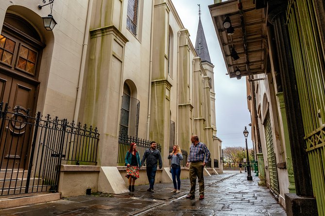 New Orleans Private Kickstart Tour with a Local - Galerie Rue Royale and Saint Peter: The Shortcut Feeling You’ll Use Later