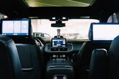 New Orleans Round Trip Chauffeur Driven Transport by Executive SUV - Timing and route reality: 30 to 40 minutes isn’t a promise