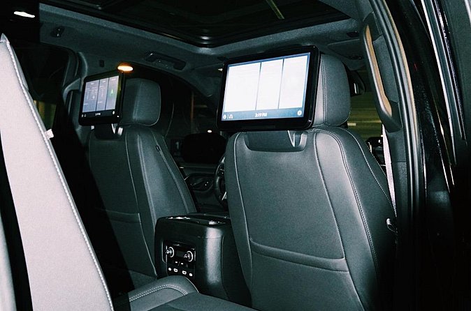 New Orleans Round Trip Chauffeur Driven Transport by Executive SUV - Burton Transit: what to expect from the chauffeur service