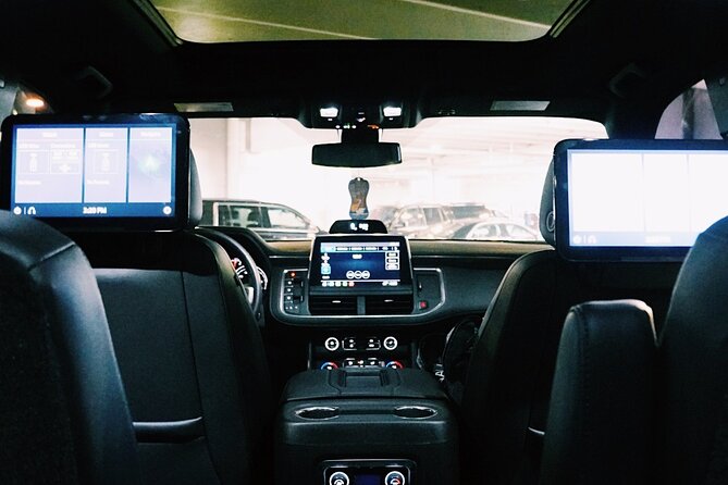 New Orleans Round Trip Chauffeur Driven Transport by Executive SUV - Timing and route reality: 30 to 40 minutes isn’t a promise