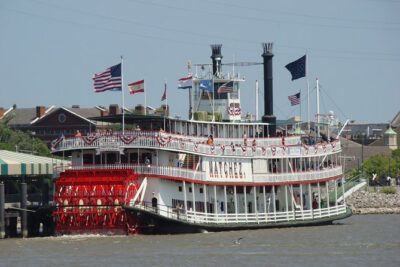 New Orleans Scavenger Hunt Adventure - A Smart-Phone Quest Through New Orleans for Up to Five