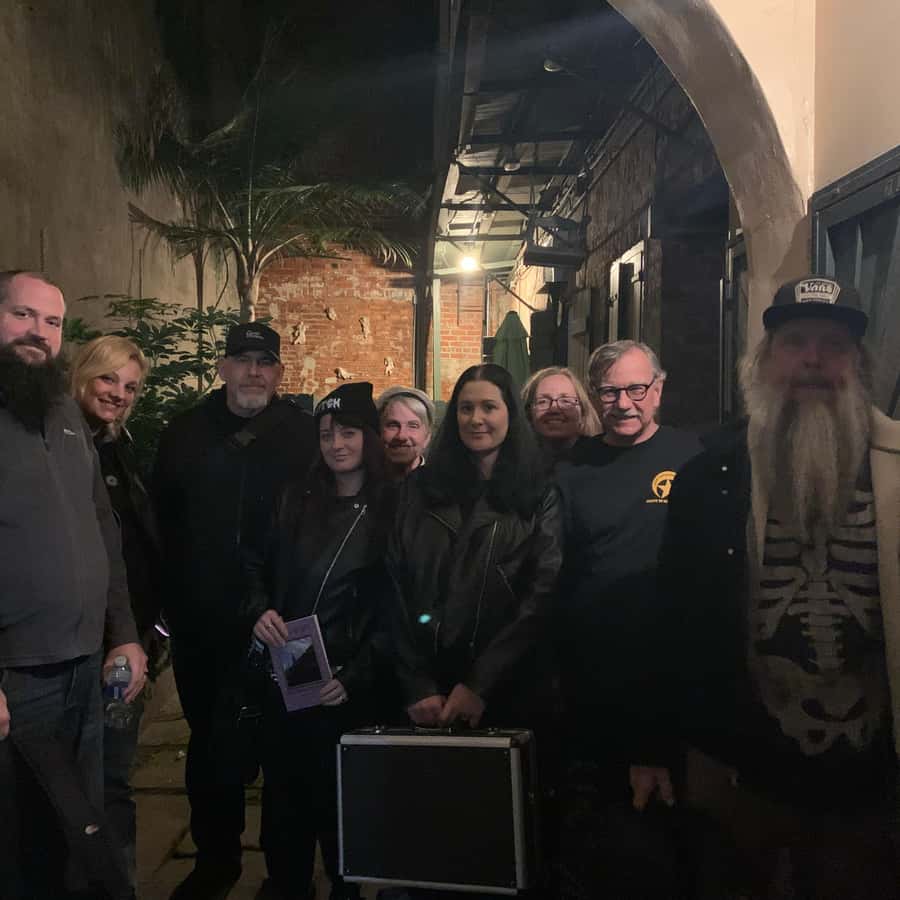 New Orleans: Seance & Paranormal Experience - The Haunted Building Atmosphere: Collections, Altars, and 18+ Ghost Lore