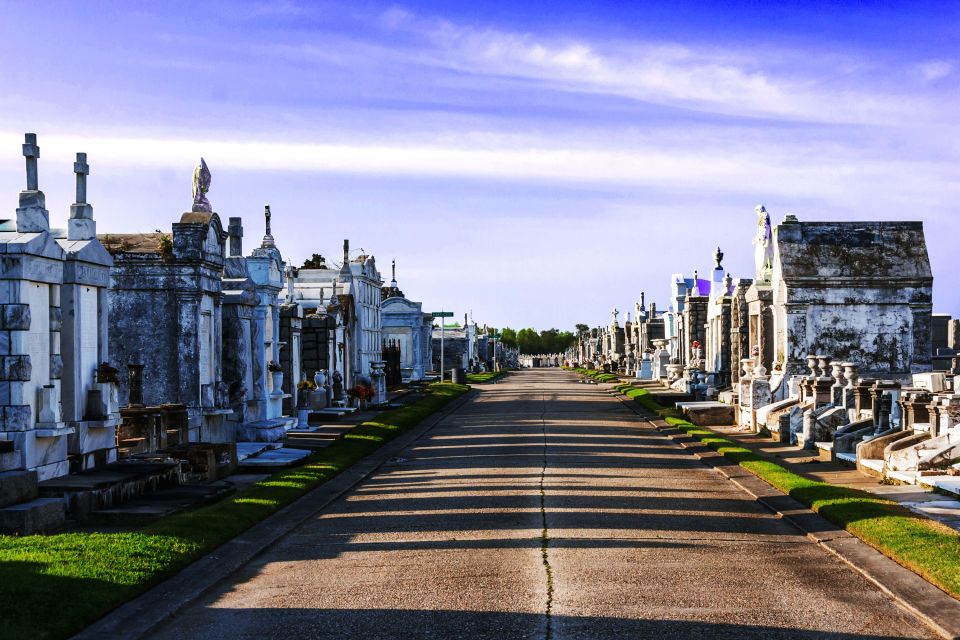 New Orleans: Secrets and Societies Cemetery Experience - St. Patrick Cemetery No. 1: above-ground tombs, Masons, and how the system works