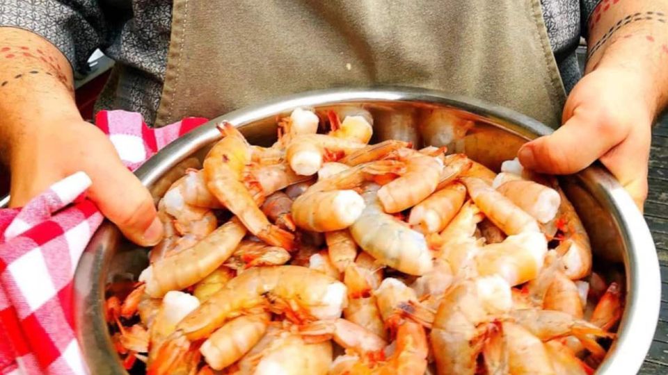 New Orleans: Shrimp Boil Experience in French Quarter - Dinner Moment: The Shrimp Boil That Actually Lands the Plane