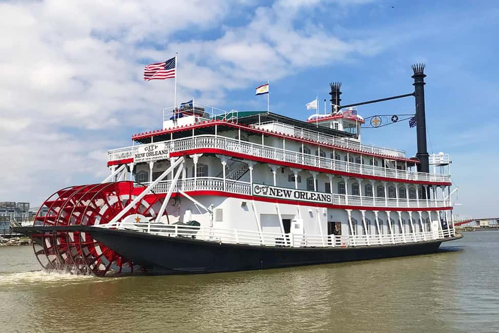 New Orleans: Sunday Steamboat Jazz Cruise with Brunch Option - Getting to the dock: Gray Line check-in in the French Quarter