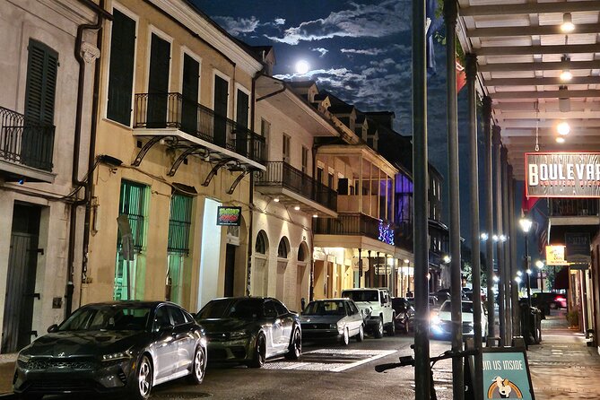 New Orleans True Crime Ghost Hunt and Tour - New Orleans Pharmacy Museum: serial-killer storytelling with a real location