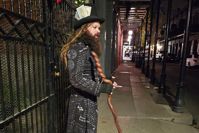 New Orleans True Crime Ghost Hunt and Tour - The first walk in the French Quarter: landmarks first, then the story