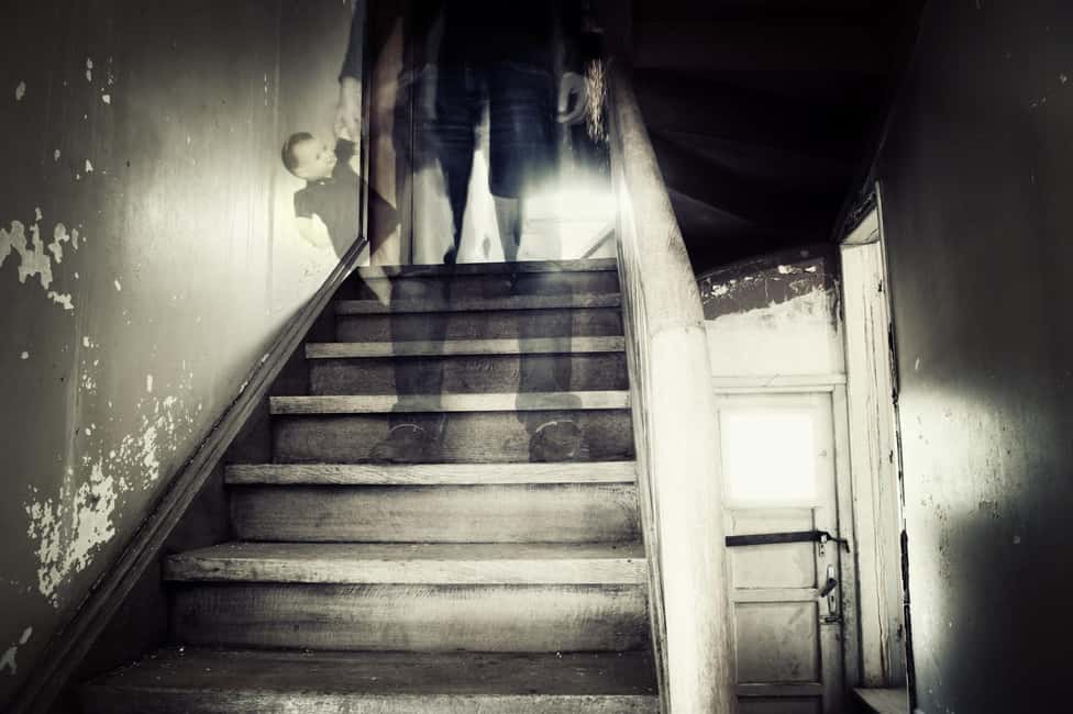 New Orleans: Vampires, Voodoo, and Ghosts Tour - Voodoo temples and occult themes, explained through place