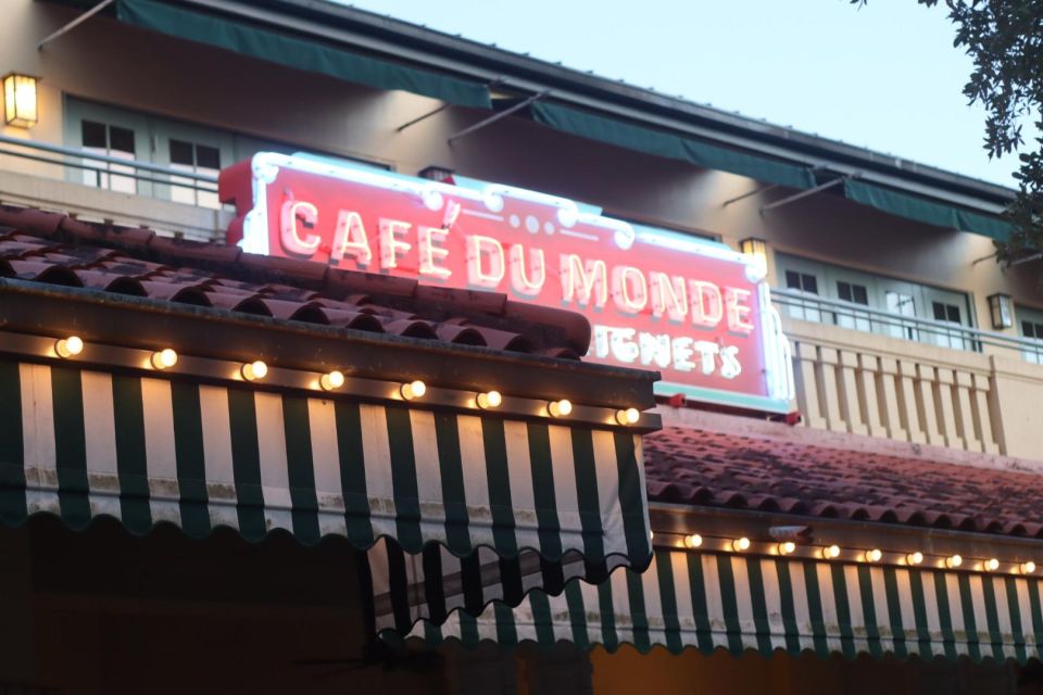 New Orleans VIP City Tour w/ a Jazz Musician + Pro Photos - Garden District Movie Houses: The Photo Stops That Pay Off