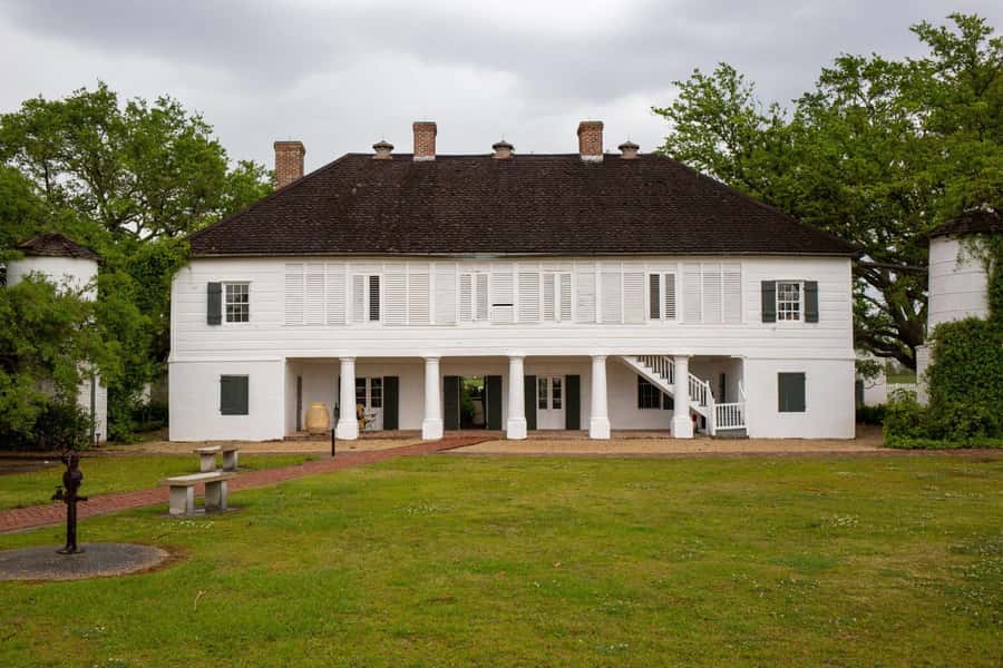 New Orleans: Whitney Plantation Half-Day Tour (Guided Tour) - The guided house tour and the oak-tree walk