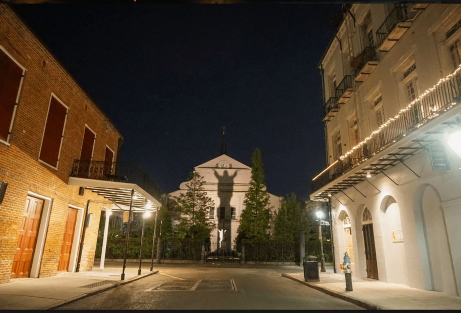 New Orleans: Wicked History Walking Tour with a Local Witch - Entering the French Quarter at Hand of Fate