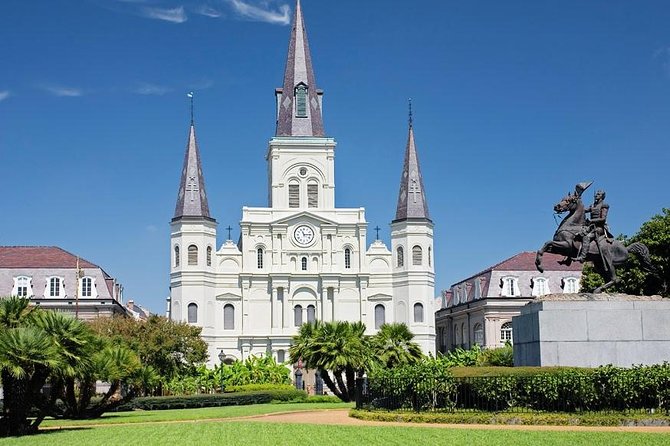 Oak Alley Plantation and New Orleans City Tour - French Quarter, Esplanade Avenue mansions, and where the story shifts