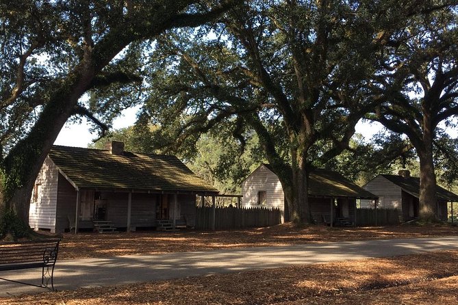 Oak Alley Plantation Tour with Transportation - Enslaved Persons Cabins and Recreated Slave Quarters: Look Closely