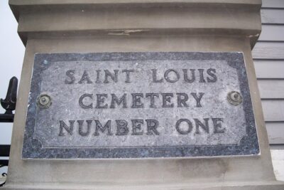 One Hour Saint Louis Cemetery Number One Walking Tour - Where you meet: the 710 St Louis St start (not the cemetery)