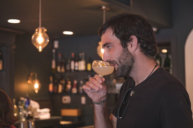 Private 2.5 Hour New Orleans Cocktail Culture Tour - Tips to make your night smoother
