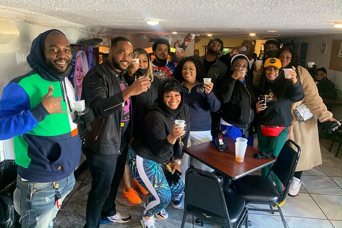 Private New Orleans Music and Culture Tour with Bar Stop - Uptown and the Gladys Bar stop: Cash Money Records and the Dew Drop Inn