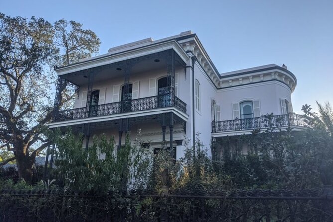 Self Guided Walking Tour of New Orleans' Historic Garden District - Start at Rink Shopping Center: Get Oriented Fast