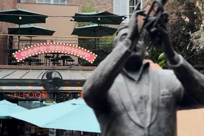 Sip and Saunter: Daytime Cocktail Tour - Meeting at 230 Chartres St: easy to find, easy to join