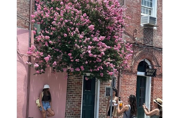 Small-Group French Quarter History Walking Tour - Photo Opportunities Without Feeling Like a Tourist Trap