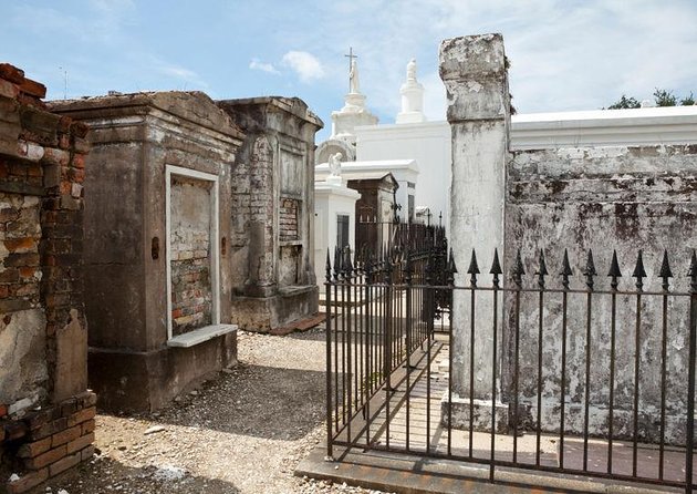 St. Louis Cemetery No. 3 Walking Tour by Save Our Cemeteries - Key highlights worth your time