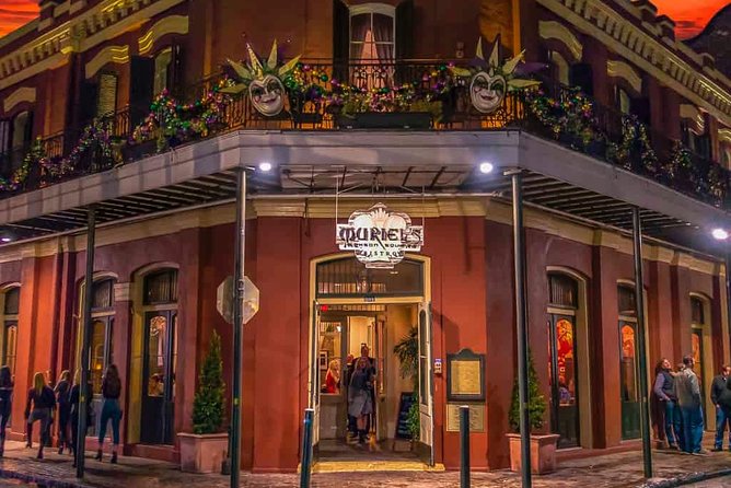 The New Orleans Dark Side Tour - Who This Fits Best: Families, Couples, and Night-Owls