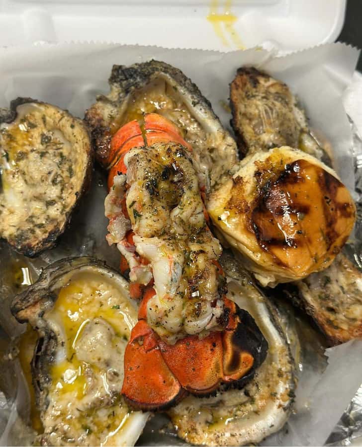 Treme Bar Crawl & Seafood Experience - 4/20-friendly and family-aware: how to read the vibe