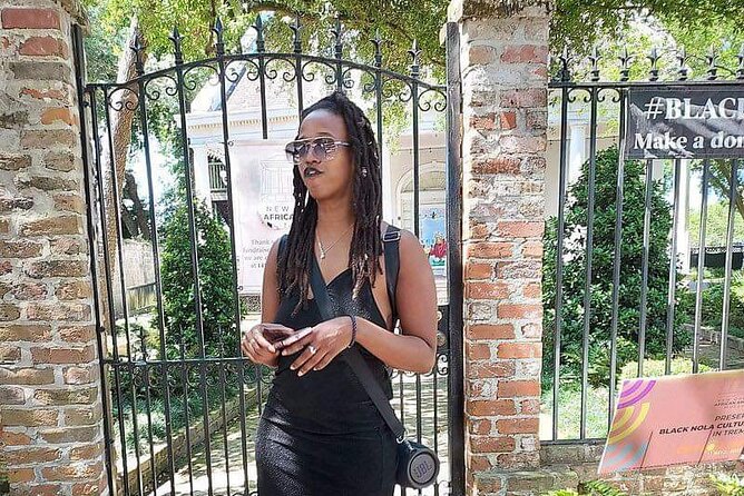 True Crime, Whores and Gore FQ Walking Tour - The protective curio: what you actually get
