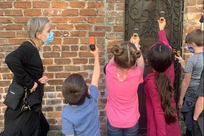Twilight Tour- Hauntings for Tweens (8 - 12 y.o.) - Why a Tween Twilight Ghost Hunt Works in New Orleans