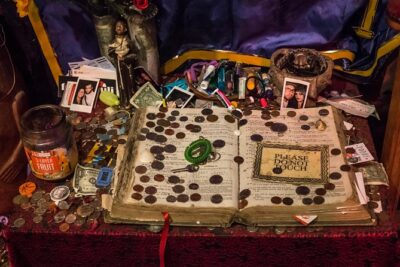 Voodoo Queen of New Orleans Walking Tour - Meeting point near the street food zone: start easy