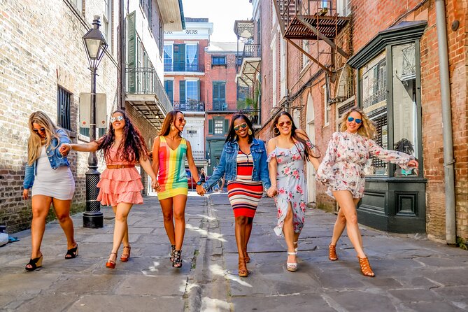 Walking Instagram Photo Tour in the French Quarter New Orleans - Where it starts: 1000 Decatur St at 11:00 am