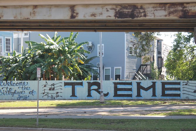 Walking the Tremé: A Self-guided Audio Tour of New Orleans - From 801 N Rampart to Governor Nicholls: getting the app working